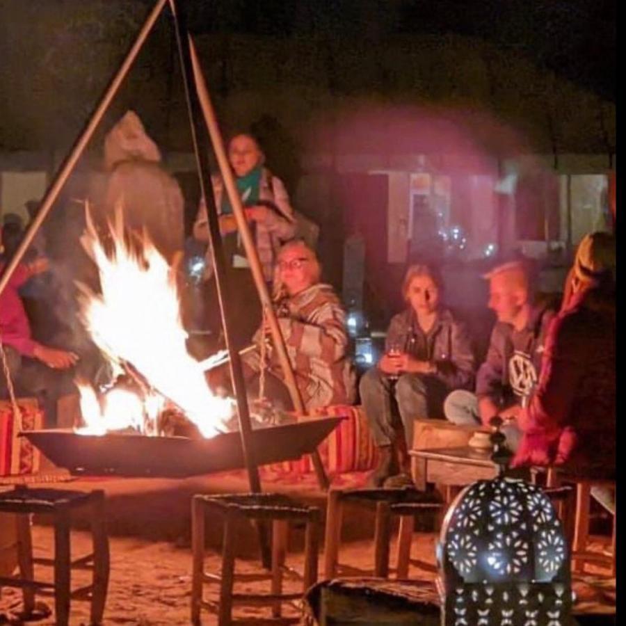 Готель Erg Chebbi Camel Trek Camp Мерзуга Екстер'єр фото