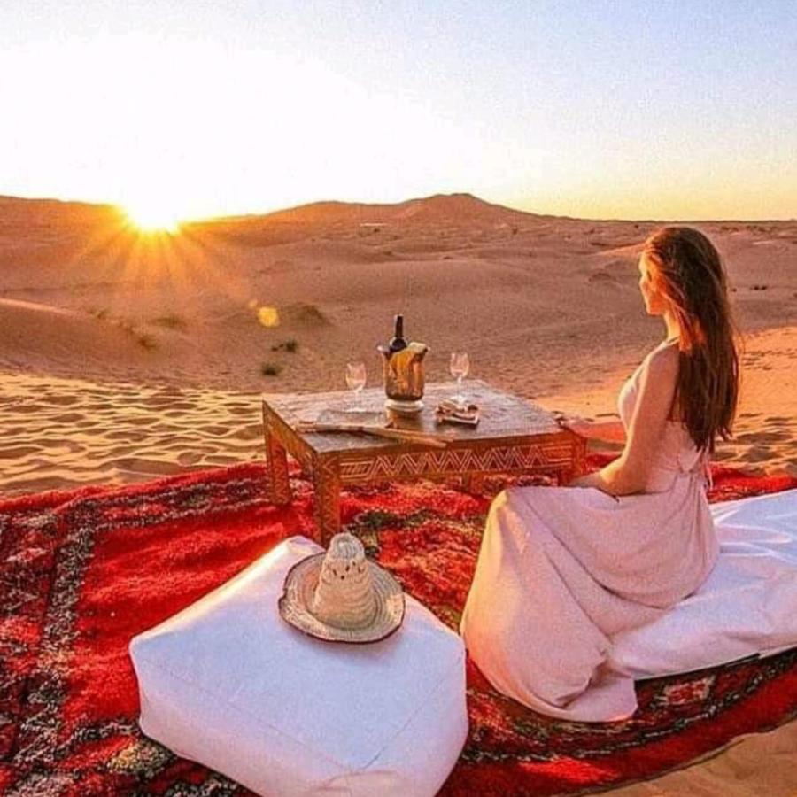 Готель Erg Chebbi Camel Trek Camp Мерзуга Екстер'єр фото