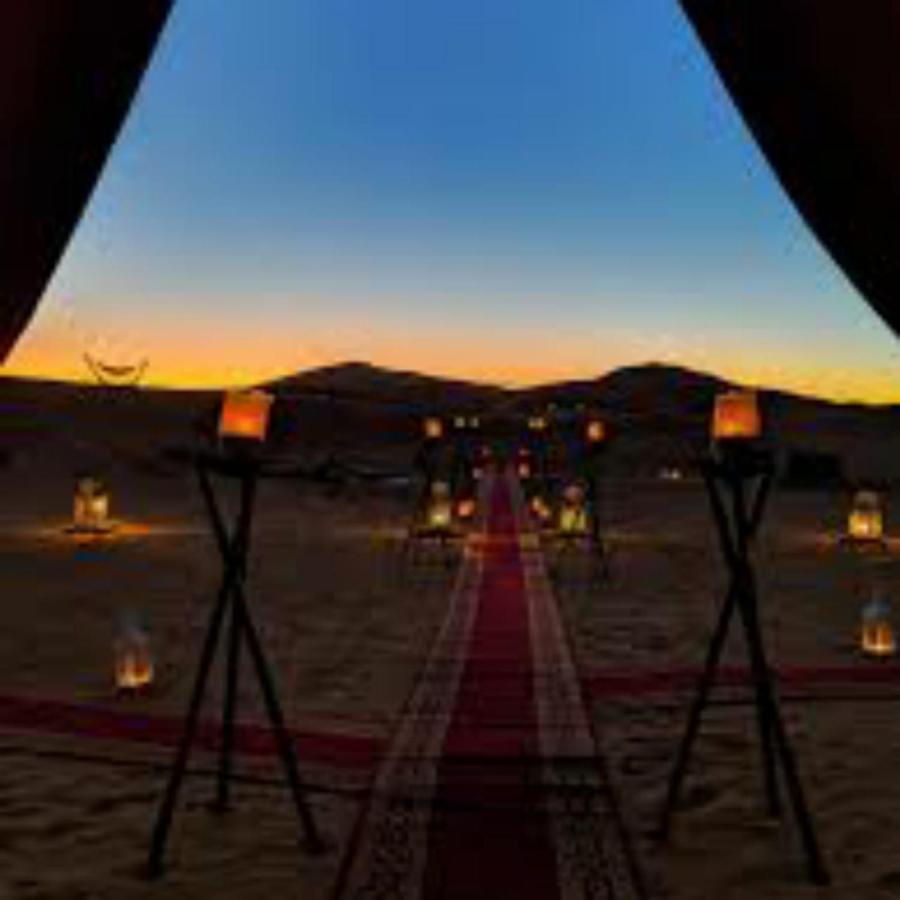 Готель Erg Chebbi Camel Trek Camp Мерзуга Екстер'єр фото