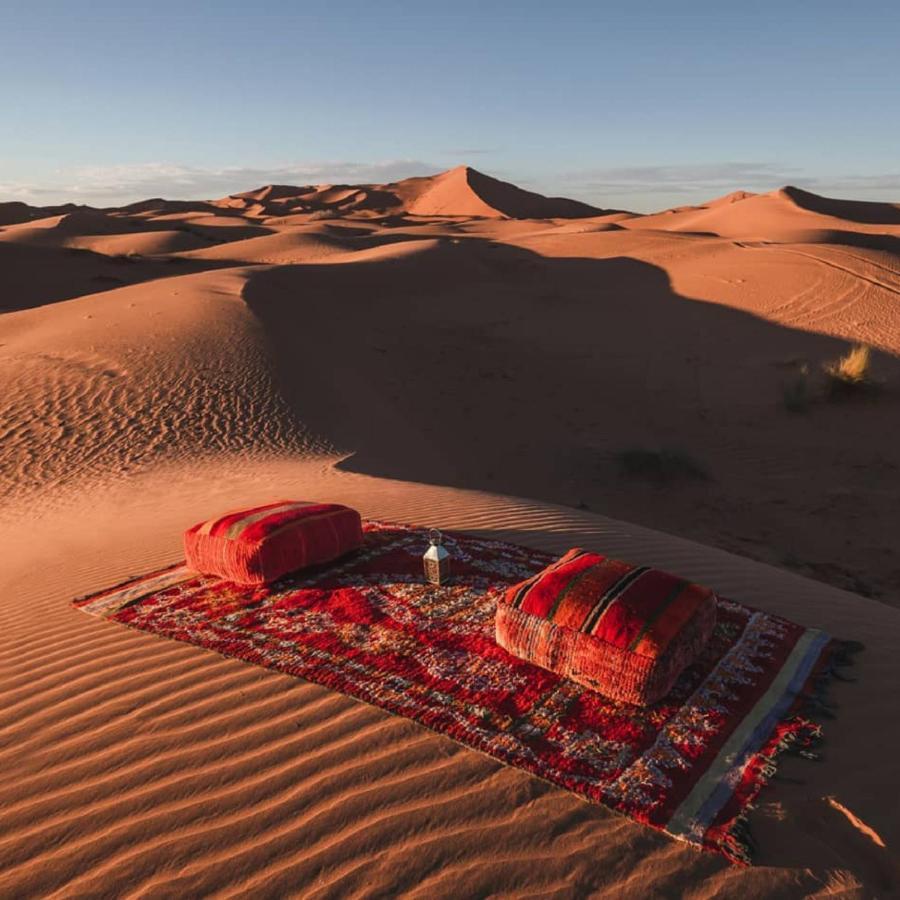 Готель Erg Chebbi Camel Trek Camp Мерзуга Екстер'єр фото