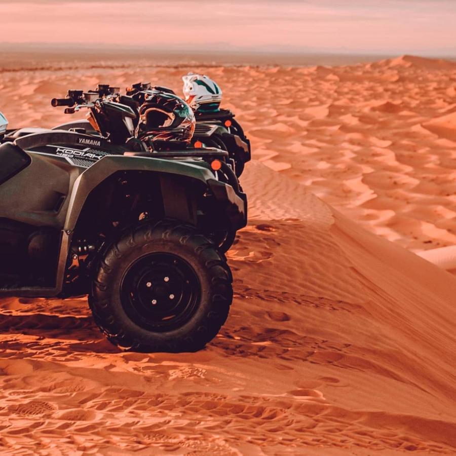 Готель Erg Chebbi Camel Trek Camp Мерзуга Екстер'єр фото