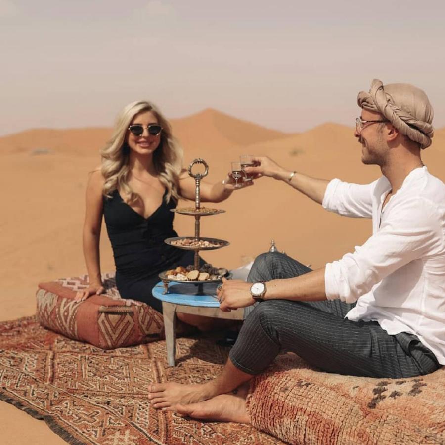 Готель Erg Chebbi Camel Trek Camp Мерзуга Екстер'єр фото